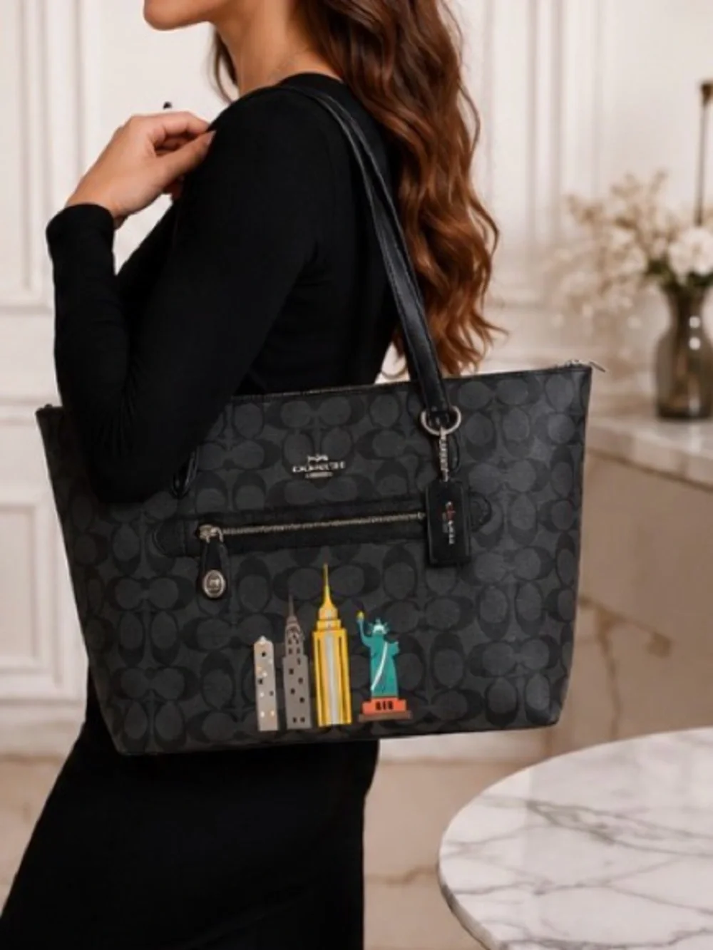 Coach NYC Skyline Limited Edition Signature City Zip Tote Black Leather